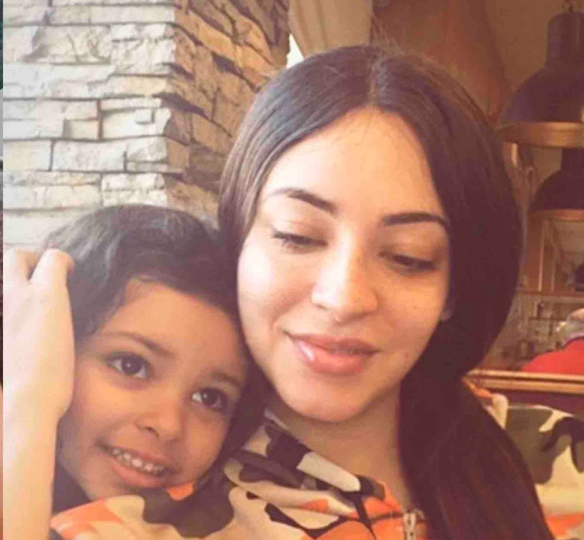Shelbi Brown (right) and her daughter