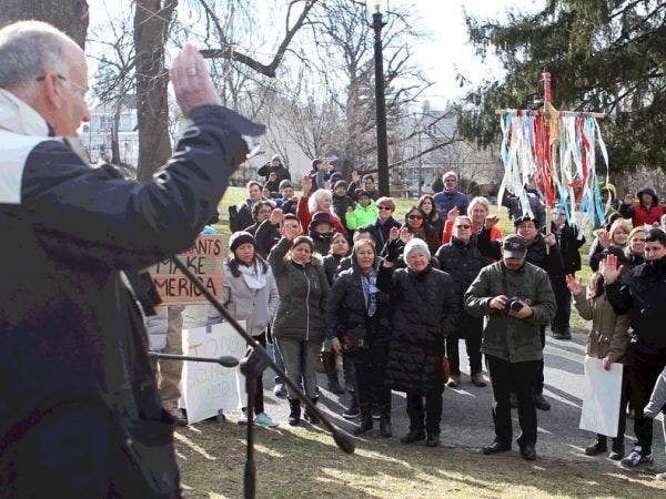 News small post card thumbnail