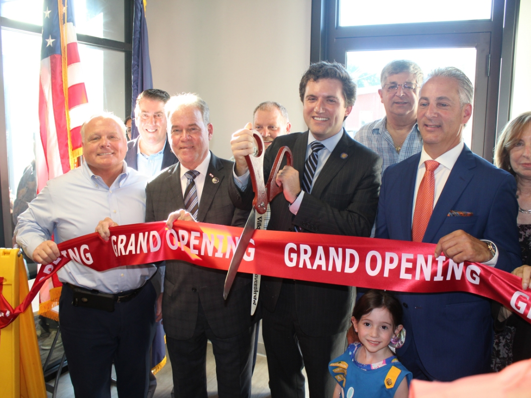 State Sen. James Skoufis (D-Hudson Valley) opened his North Rockland District Office. 
