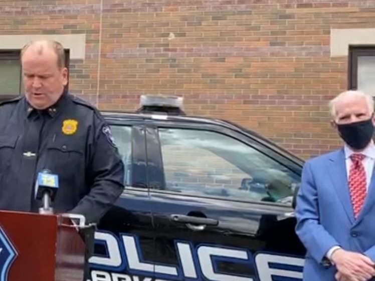 News small post card thumbnail