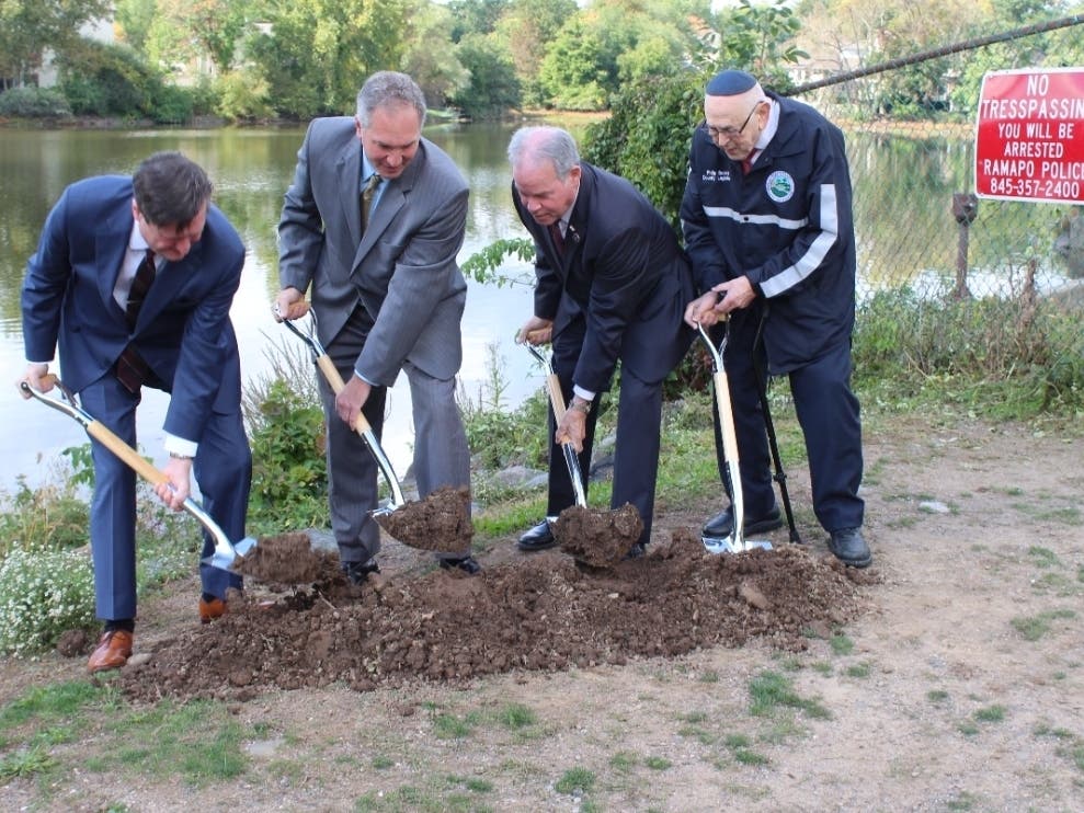 The cost to rehabilitate the dam that forms Lake Suzanne will be split between Ramapo and Rockland County.