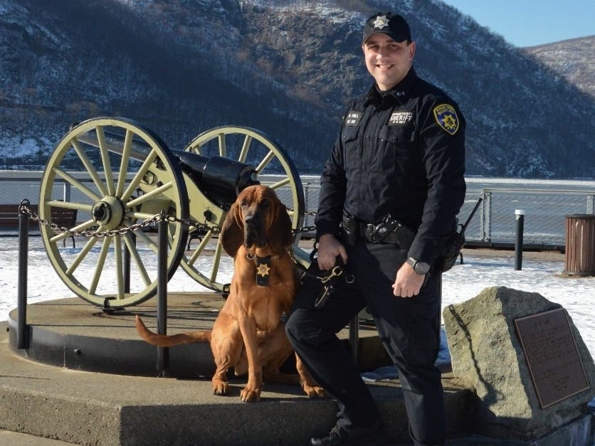 Vote for K-9 Flash and Putnam Deputy Sheriff Randal Hill.