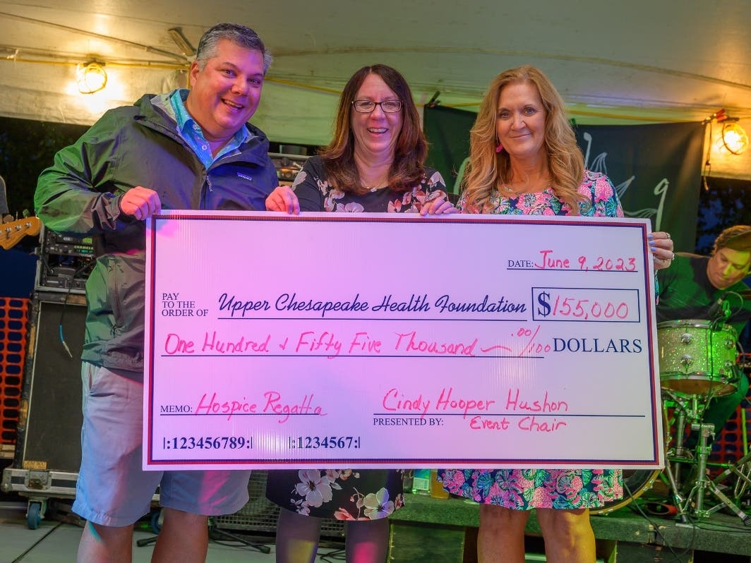 The Upper Chesapeake Health Foundation’s Ken Ferrara is joined by Elizabeth Wise, FACHE, president and CEO, UM Upper Chesapeake Health, and Cindy Hooper Hushon, Hospice Regatta chair and Hooper House board chairperson, at the June 9 regatta fundraiser.