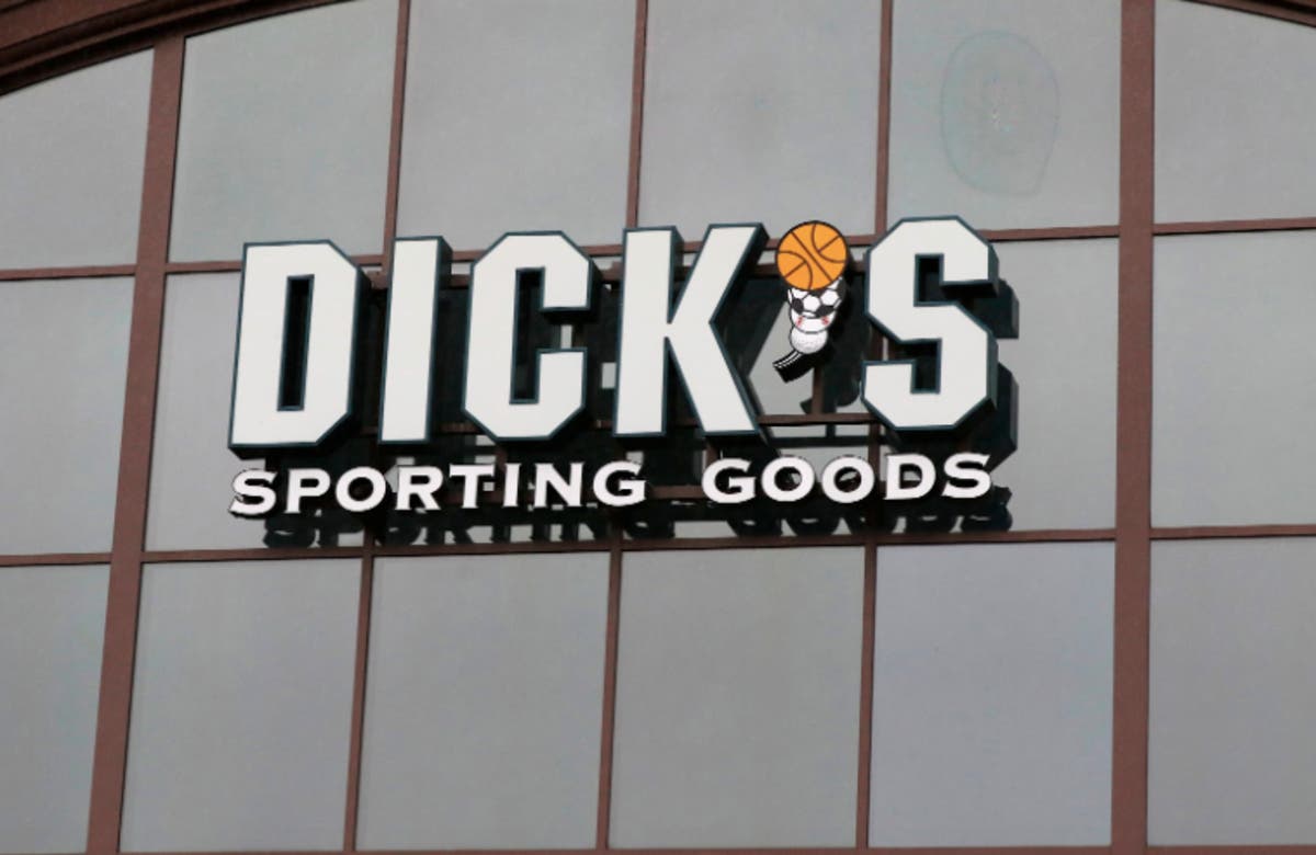 Dick’s Sporting Goods plans to remove guns from 125 stores, CEO Ed Stack said in a recent earnings call.