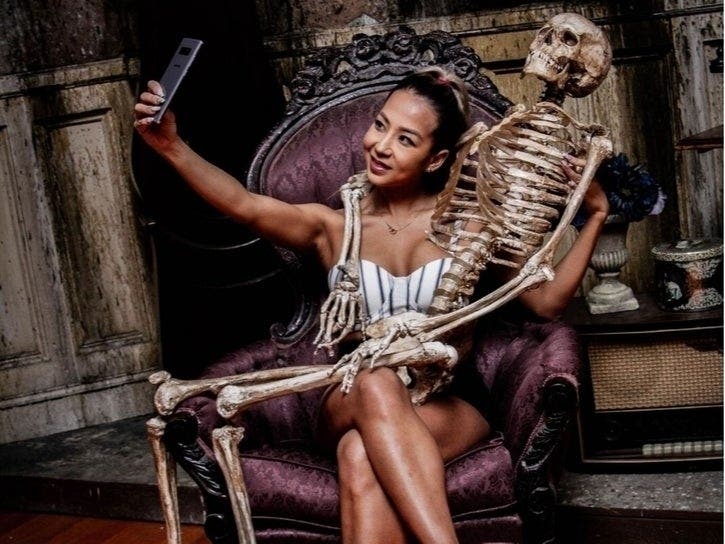 News small post card thumbnail