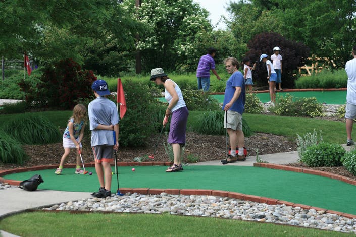 Colonial Park Putting Course & Paddle Boats to Open May 4 | Bridgewater