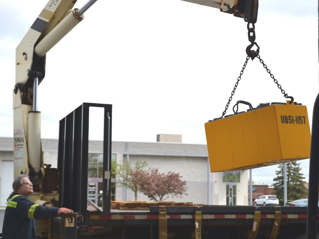 News small post card thumbnail