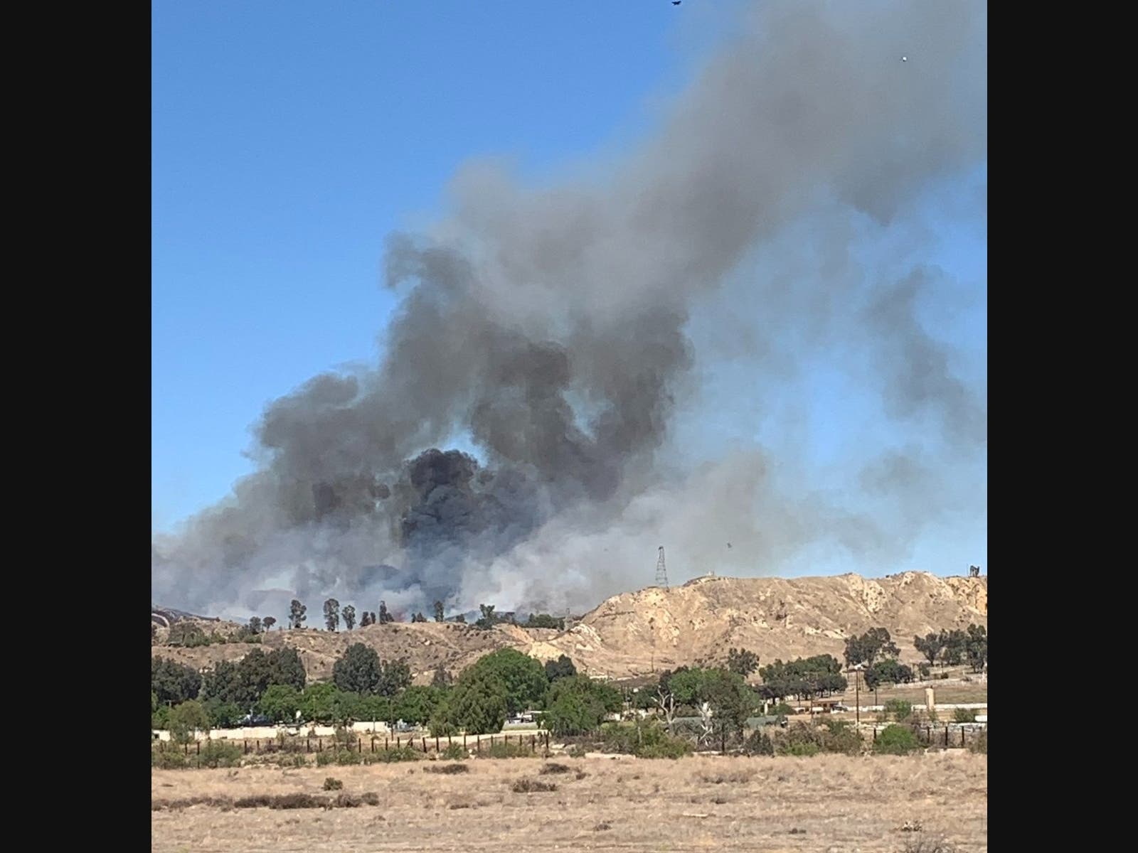 A fire broke out in Castaic near the Los Angeles Sheriff's Department explosives disposal​ area.