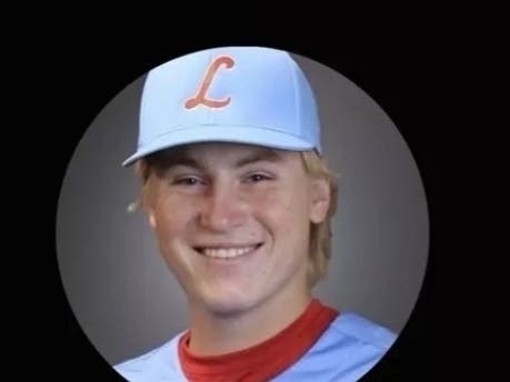 There will be a moment of silence for Roberson at 11:45 a.m. Friday before Lincoln Land's baseball home doubleheader against Spoon River College.