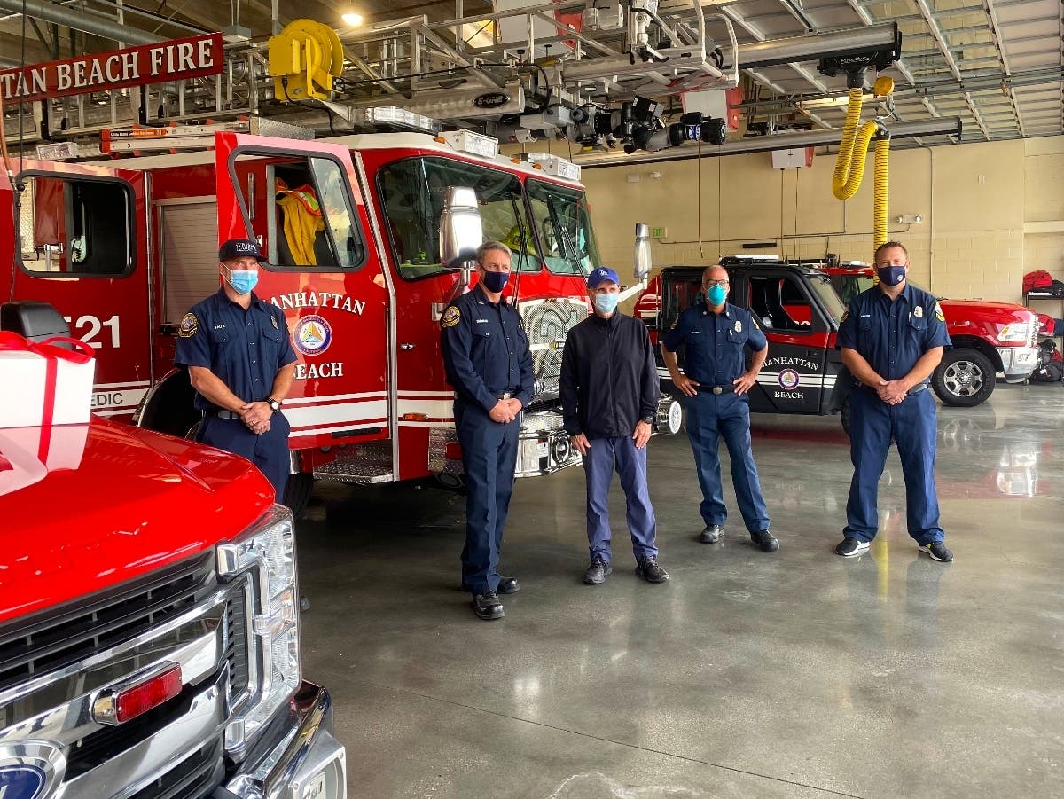 Mbfd Manhattan Beach Firefighters Receive 1st Dose Of Moderna Vaccine ...