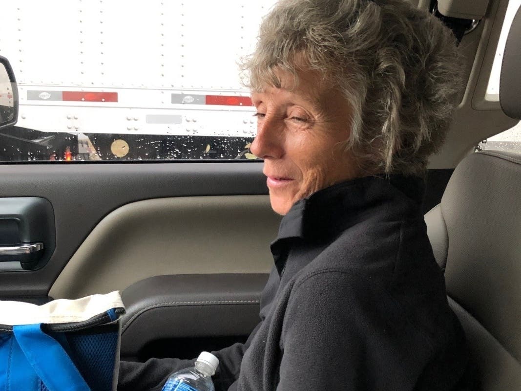 Darlene Quinn was moved to tears after her co-workers at a FedEx packaging facility in Spartansburg, South Carolina, surprised her with a new car. She had been walking 24 miles a day to and from work for three months after her car broke down.