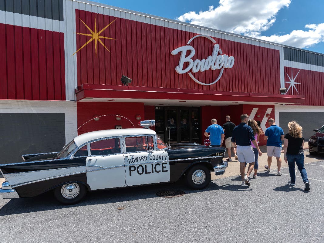 Howard County Police Department Academy Class 43 held a bowling fundraiser for Grassroots.