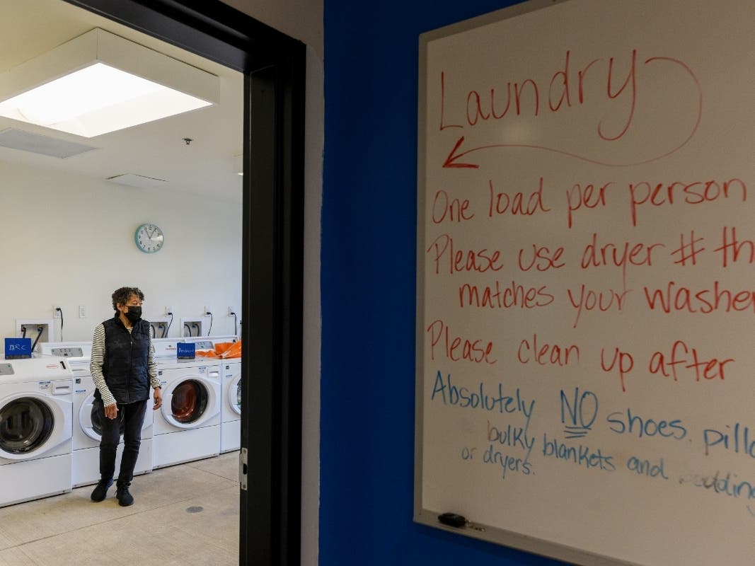 Volunteers are sought to serve as Showers and Laundry Monitors to help Grassroots Day Resource clients.