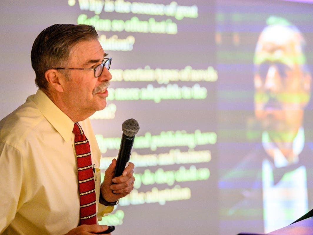 Popular HCC instructor George Clack will discuss memoir at Vantage Point on Tuesday.