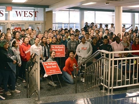 News small post card thumbnail