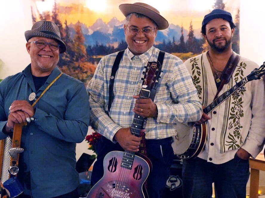 Dom Flemons & The Traveling Wildfires