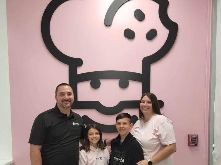 Derek and Michelle Hincks with their children. 