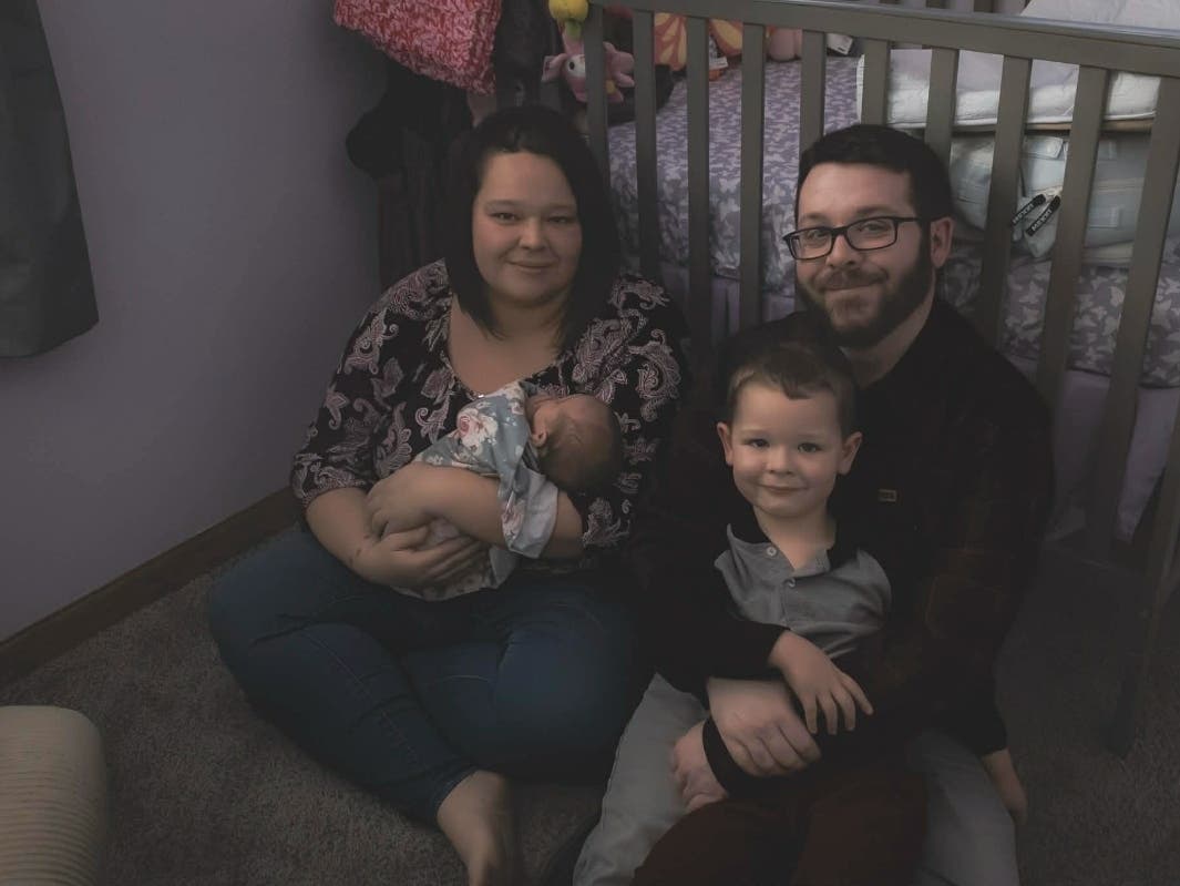 Pregnant Tinley Park Mom, Baby Saved By Stranger After Brain Aneurysm; She’s Looking For Her Hero 911 Caller 