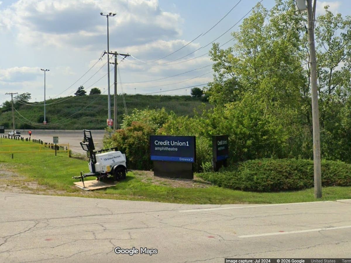 The lawyer for a Frankfort man charged in an alleged sexual assault that occurred at a concert in Tinley Park has blasted a civil lawsuit filed by his accuser and her family. 