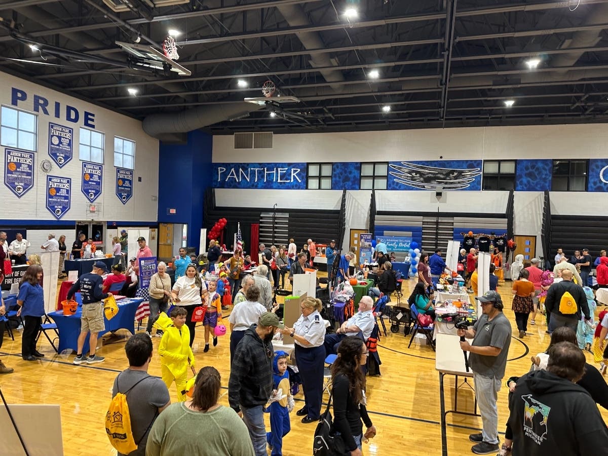 The Oak Forest-Crestwood Area Chamber's 45th annual Community Expo is set for Saturday, Oct. 17. 