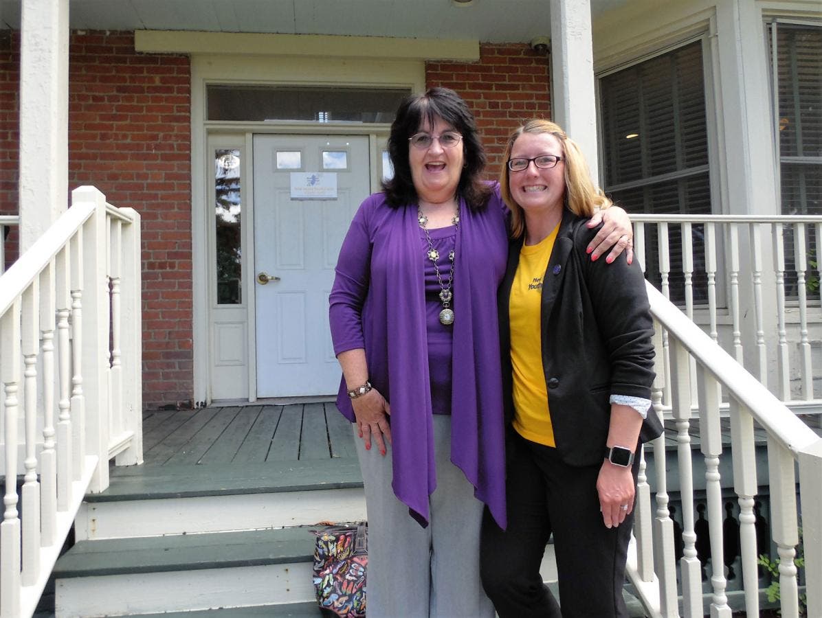 News small post card thumbnail