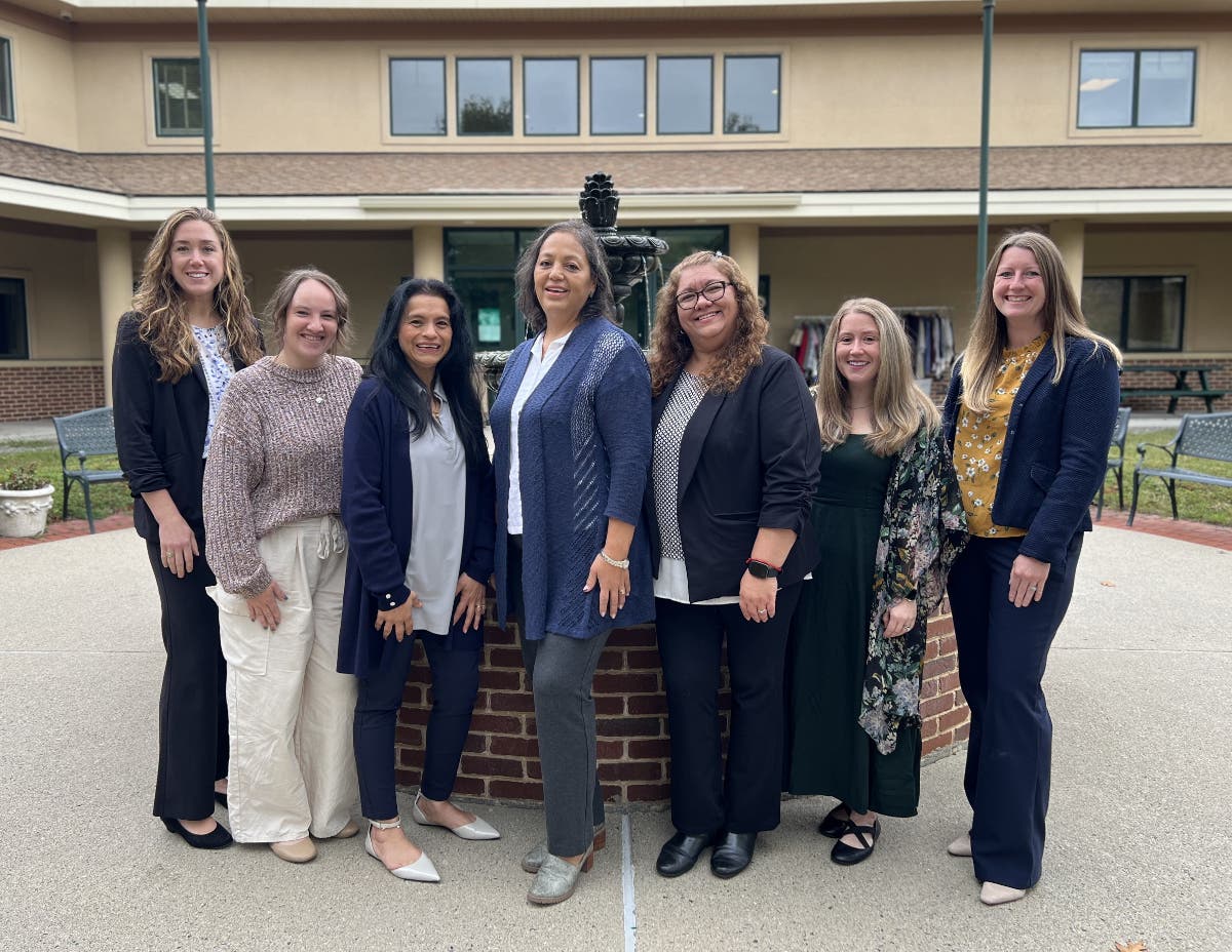 Project Self-Sufficiency received national recognition as a Blue Ribbon Affiliate for home visitation program.