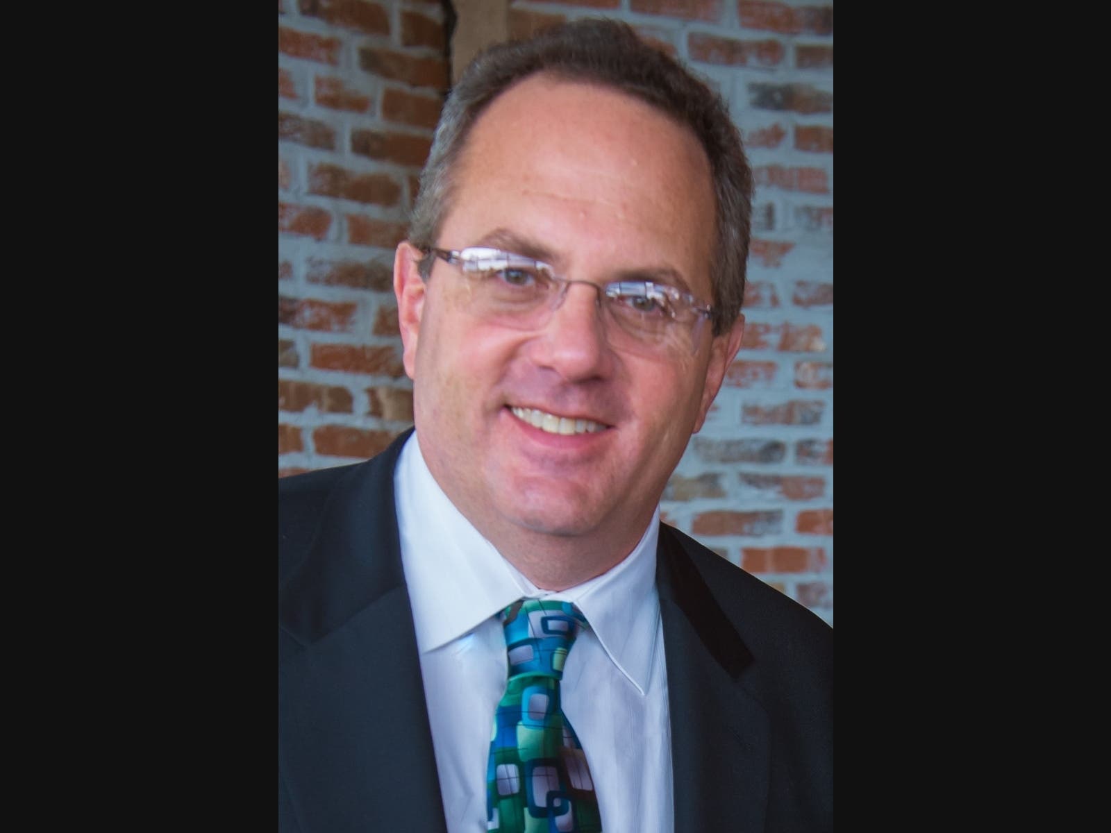 Jami E. Bay is running for Highland Park City Council. 