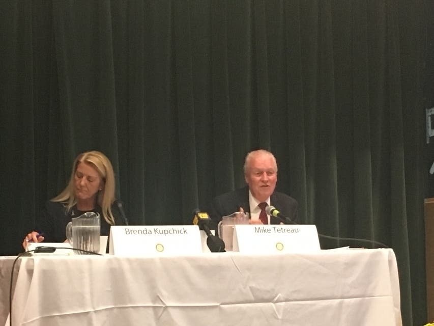 First Selectman Mike Tetreau speaks at a candidate forum Monday with challenger Brenda Kupchick.