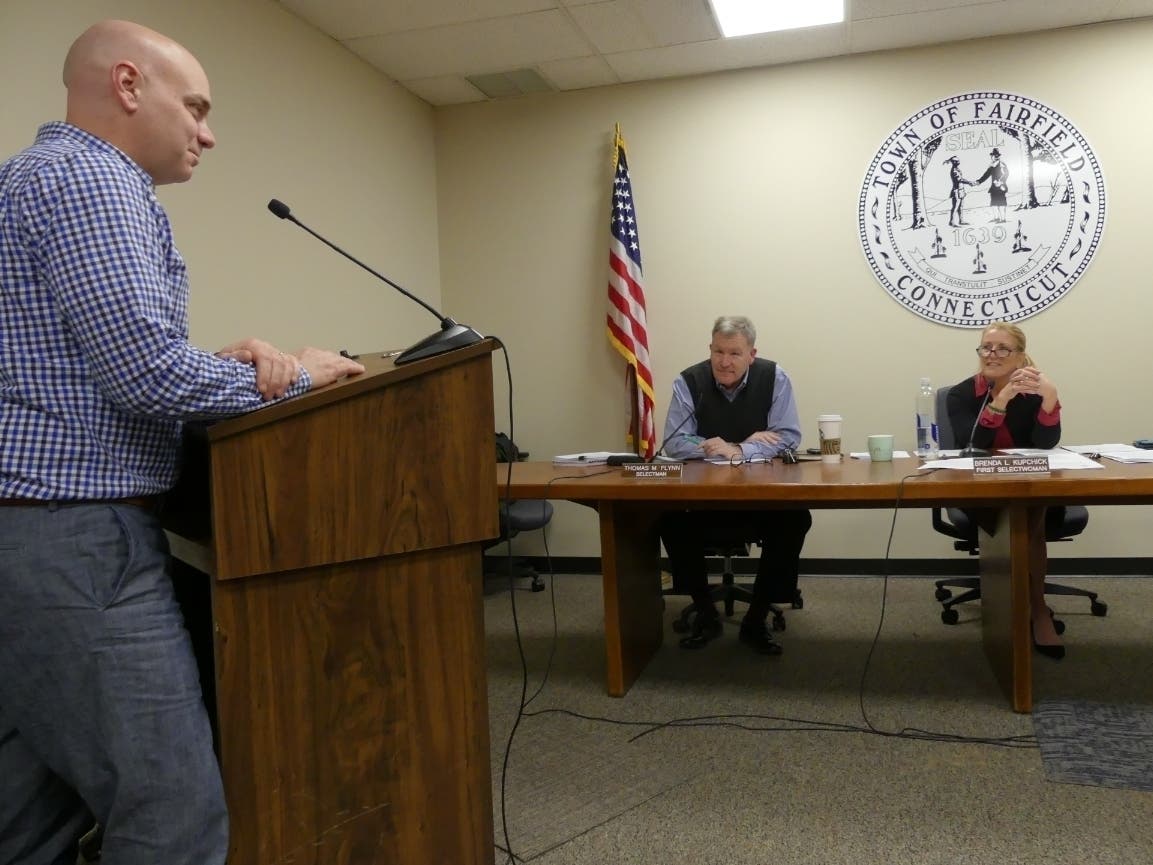 Mill Hill Principal Kevin Chase speaks Monday before the Board of Selectmen.