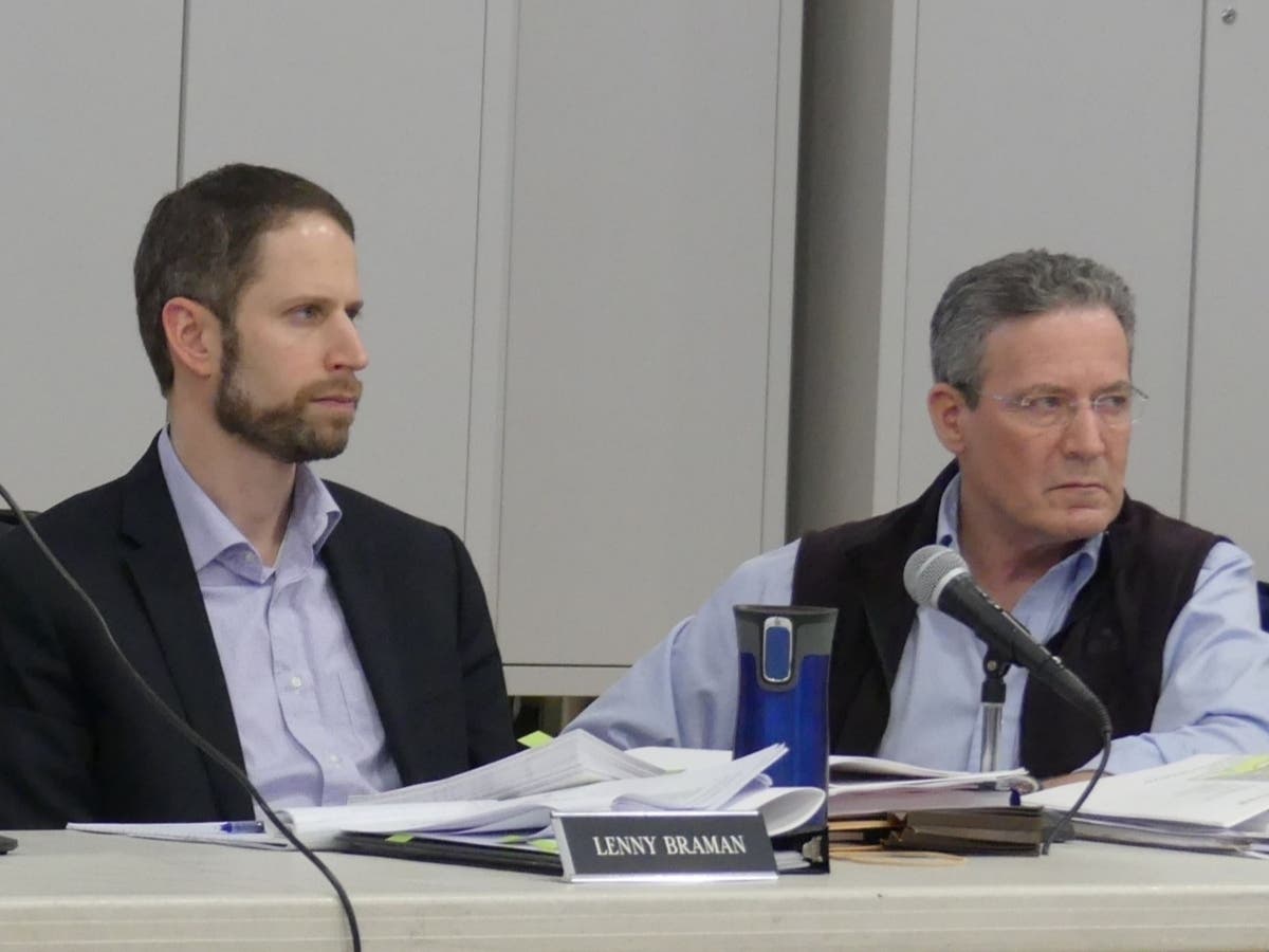 Zoning commission members Lenny Braman (left) and Steven Levy are seen in a file photo from a February commission meeting.