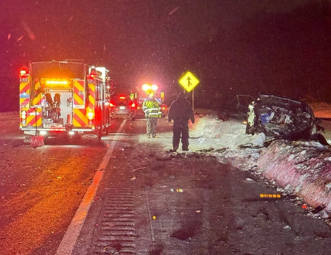 The Attleboro Fire Department responded to a three-vehicle crash on Interstate 95 early Sunday morning.