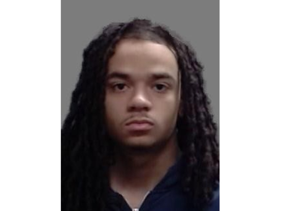 Sincere Lanier of Calumet Park faces multiple felony charges of burglary, criminal property damage and theft, Oak Lawn police announced Wednesday, adding the charges were brought in mid-September and early October.