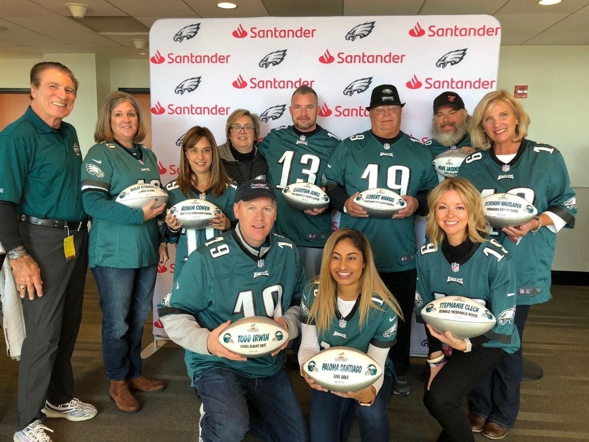 Paloma Santiago of Lawrenceville was honored as a ‘Community Quarterback’ by Santander Bank and the Philadelphia Eagles during the Eagles home game on November 3 for her work in the Philadelphia and New Jersey area with Live Golf. 