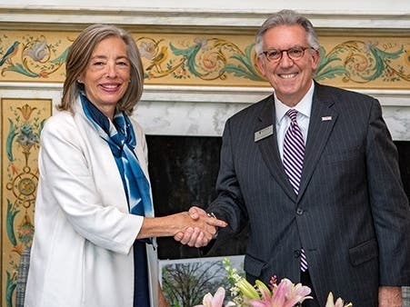 Rider and Bucks CC have entered into a program-to-program transfer agreement.