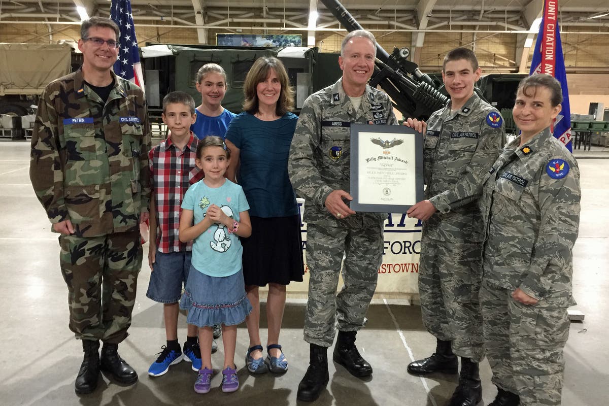 Cadet 2d Lt. Craig Petrin receives the CAP Billy Mitchell Award | Long ...