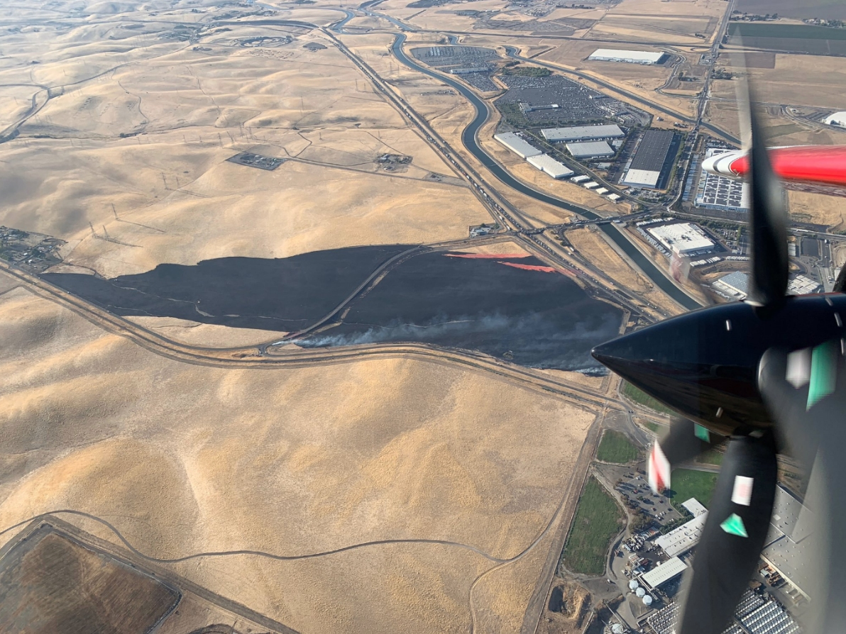 The blaze broke out shortly after 5 p.m. and was quickly contained.