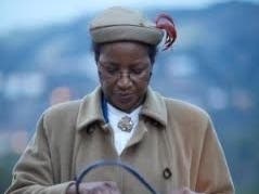 Betty Slater as Rosa Parks.