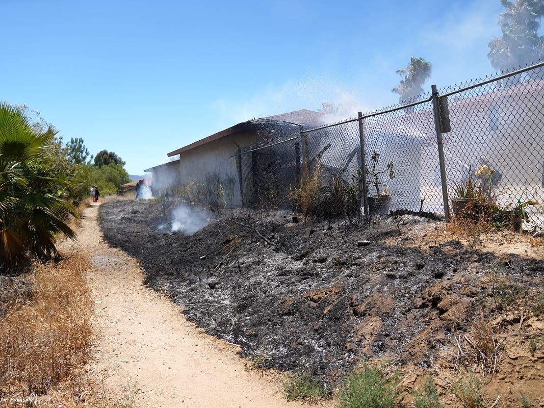 Firefighters Save Murrieta Apartments From Brush Fire | Murrieta, CA Patch