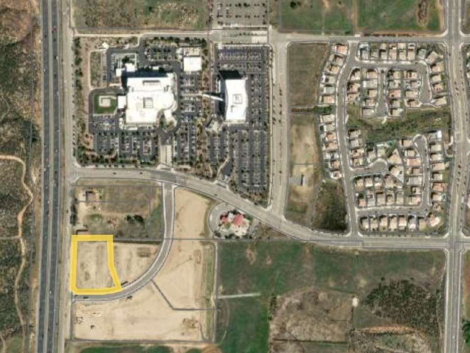 The project site (shown in yellow) off Antelope Road in Murrieta, directly east of Interstate 215. Loma Linda Medical Center-Murrieta is shown to the north.